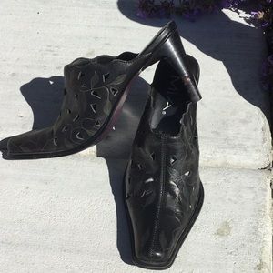 MIA Dress Mules- Black